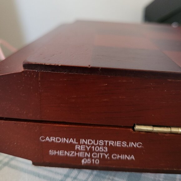 Cardinal Industries Wood Chess Redwood Foldable Board 16x15.5 - Picture 6 of 6